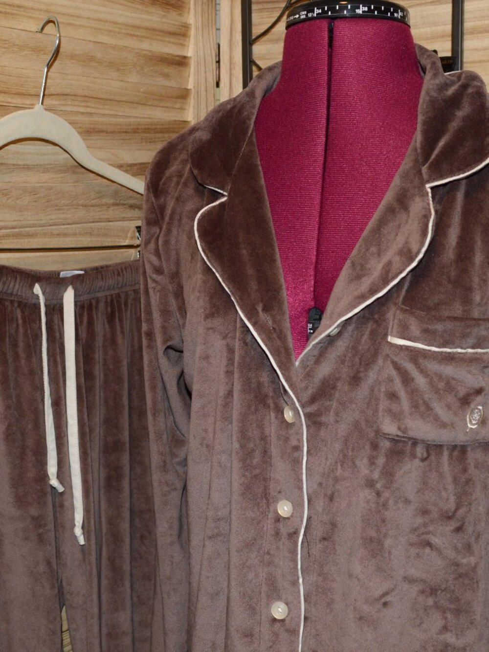 Born M Brown Velour 2 Piece Pajamas - Picture 2 of 7